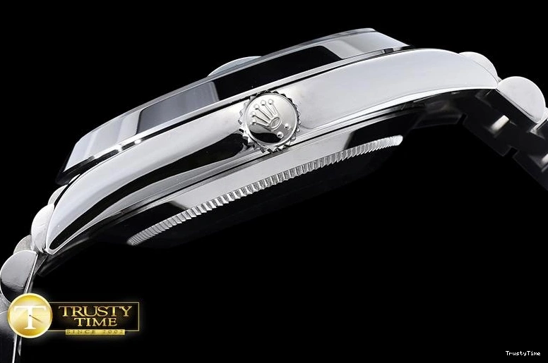 0918 RDD0203 – DayDate 40mm EasyMatch 669